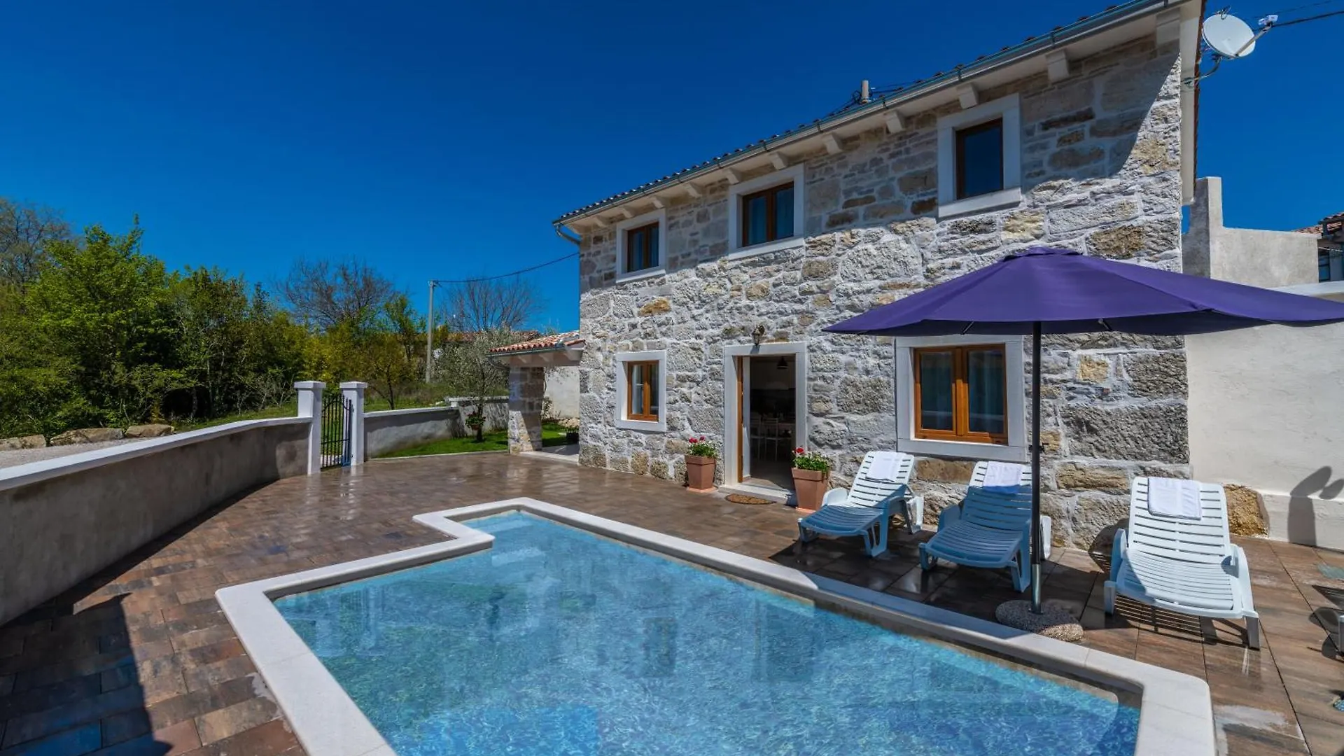 Σπίτι διακοπών Villa Azi, A Cozy Mediterranean Hideaway, Peaceful And Fenced Pićan