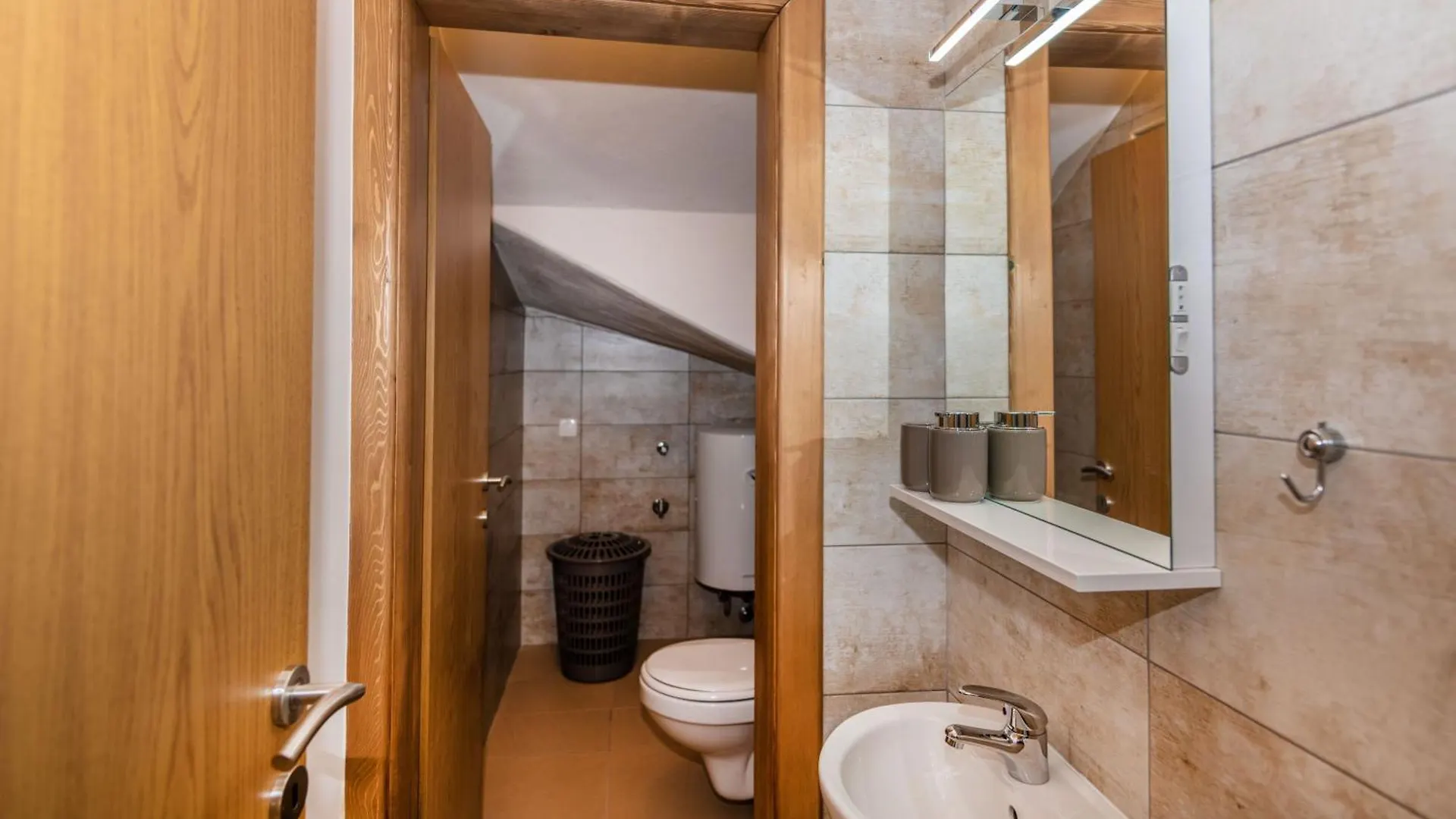 Villa Azi, A Cozy Mediterranean Hideaway, Peaceful And Fenced Pićan Chorwacja