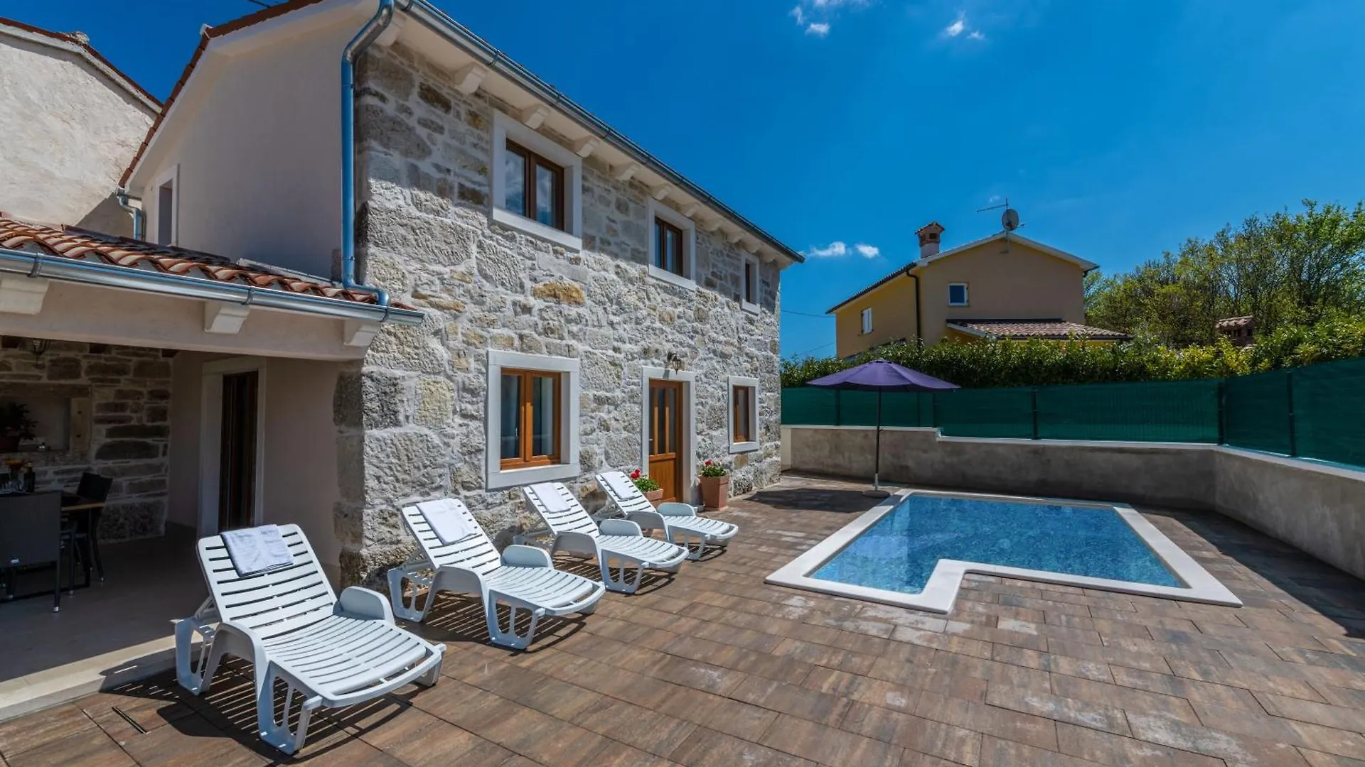 Villa Azi, A Cozy Mediterranean Hideaway, Peaceful And Fenced Pićan Dom wakacyjny