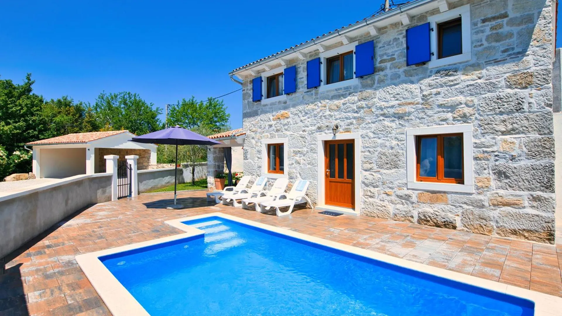 Villa Azi, A Cozy Mediterranean Hideaway, Peaceful And Fenced Pićan