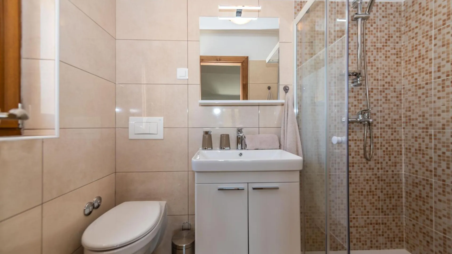 Villa Azi, A Cozy Mediterranean Hideaway, Peaceful And Fenced Pićan 0*,