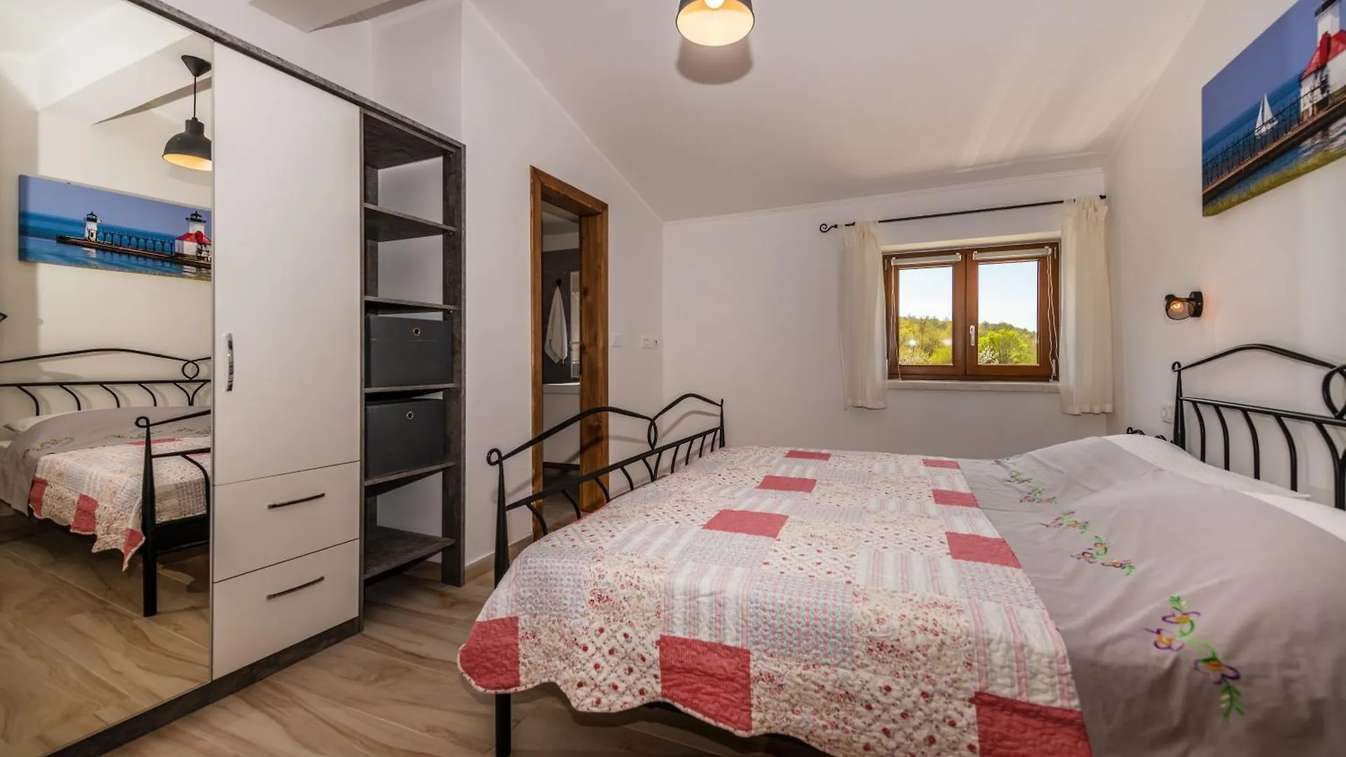 Dom wakacyjny Villa Azi, A Cozy Mediterranean Hideaway, Peaceful And Fenced Pićan Chorwacja